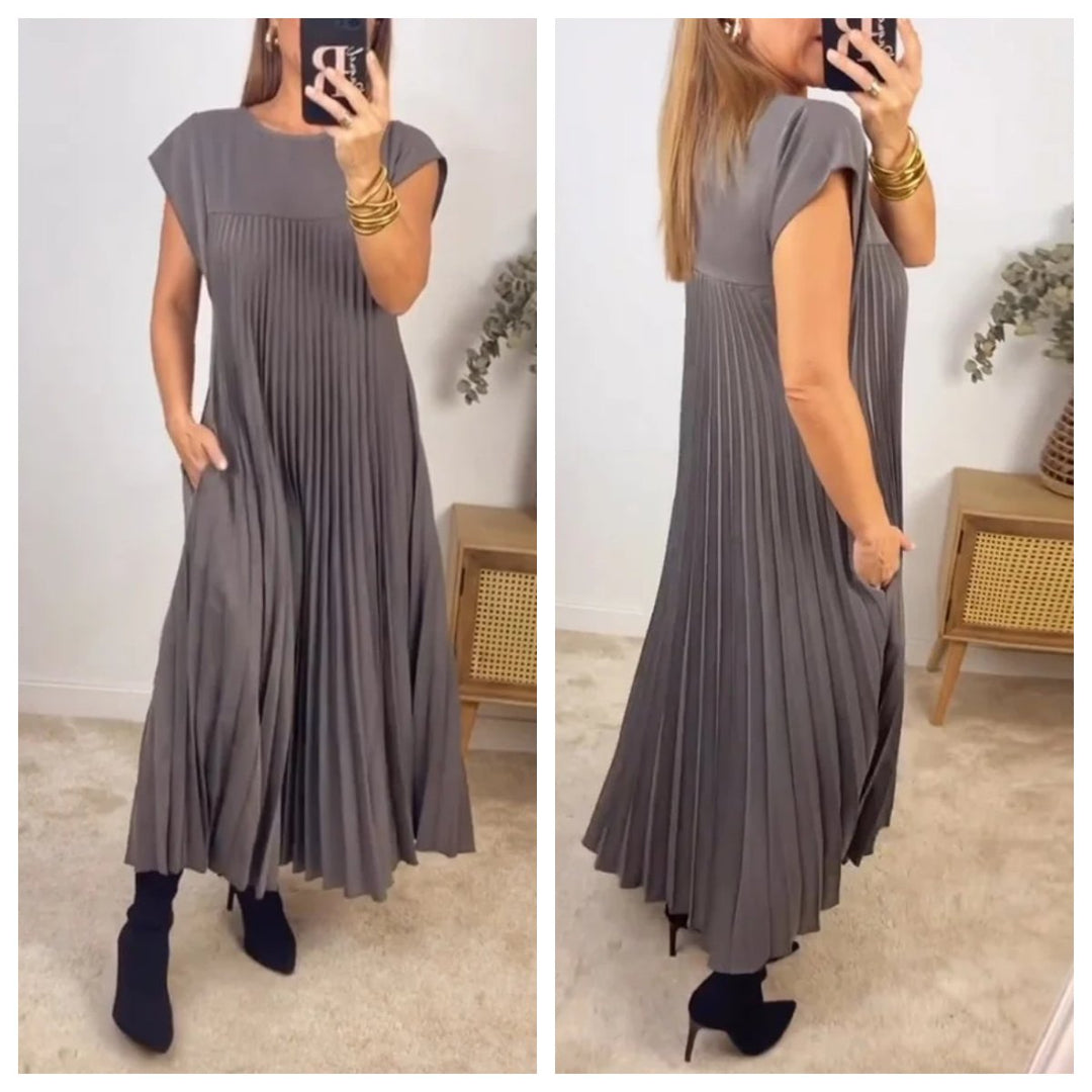 Elara™ Elegant Dress with Flowing Cut and Soft Drop in Modern Style