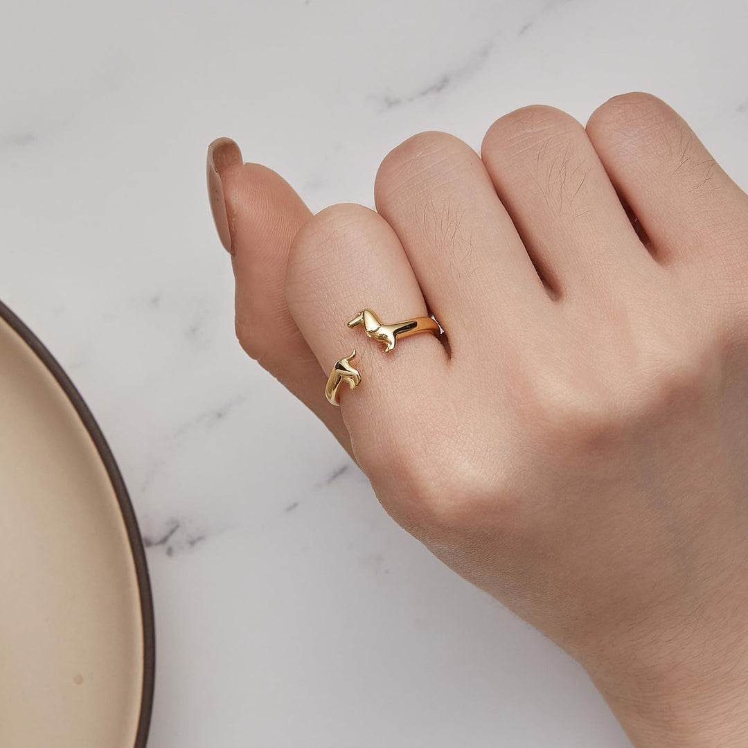 Perrira™ Minimalist Dachshund Ring